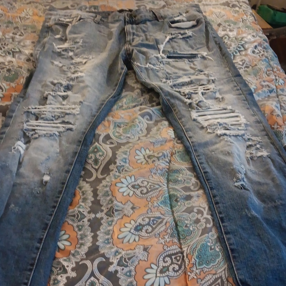 Men's jeans 👖 designer destroyed